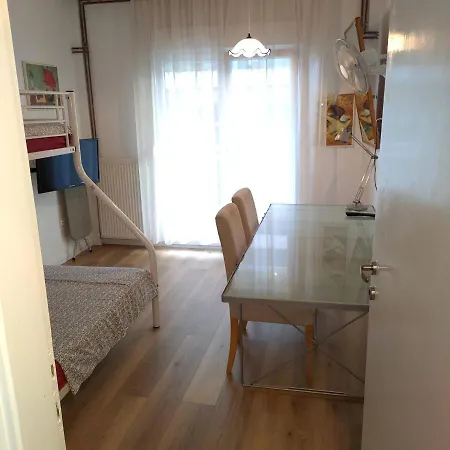 Promenade With Sea View Apartament *