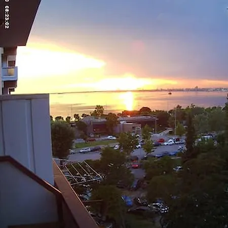 Apartament Promenade With Sea View *