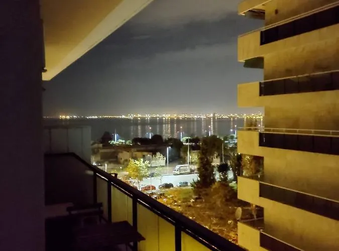 Apartment Promenade With Sea View *